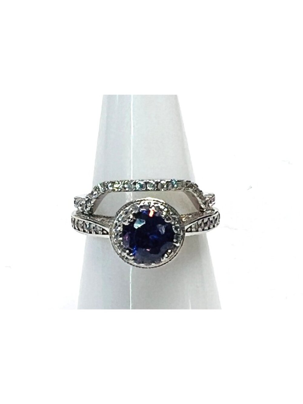 Ring size 6 purple stone CZ style minis .925 sterling silver band
